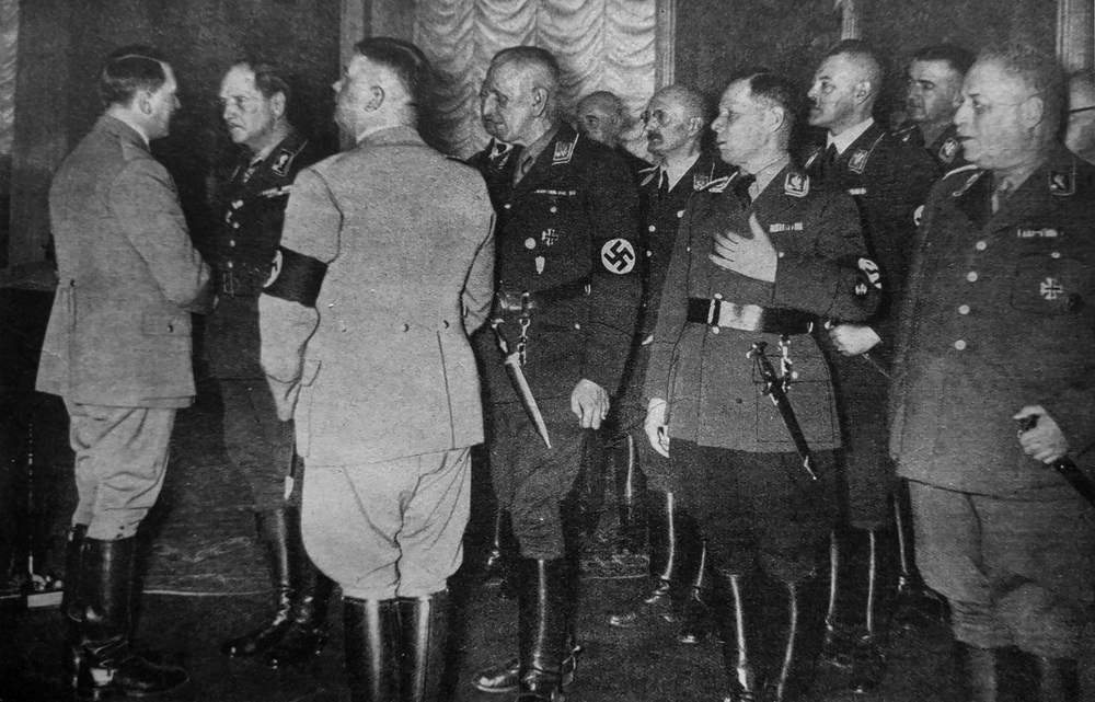 Adolf Hitler greets SA officers at the SA-Führertagung in Friedrichroda